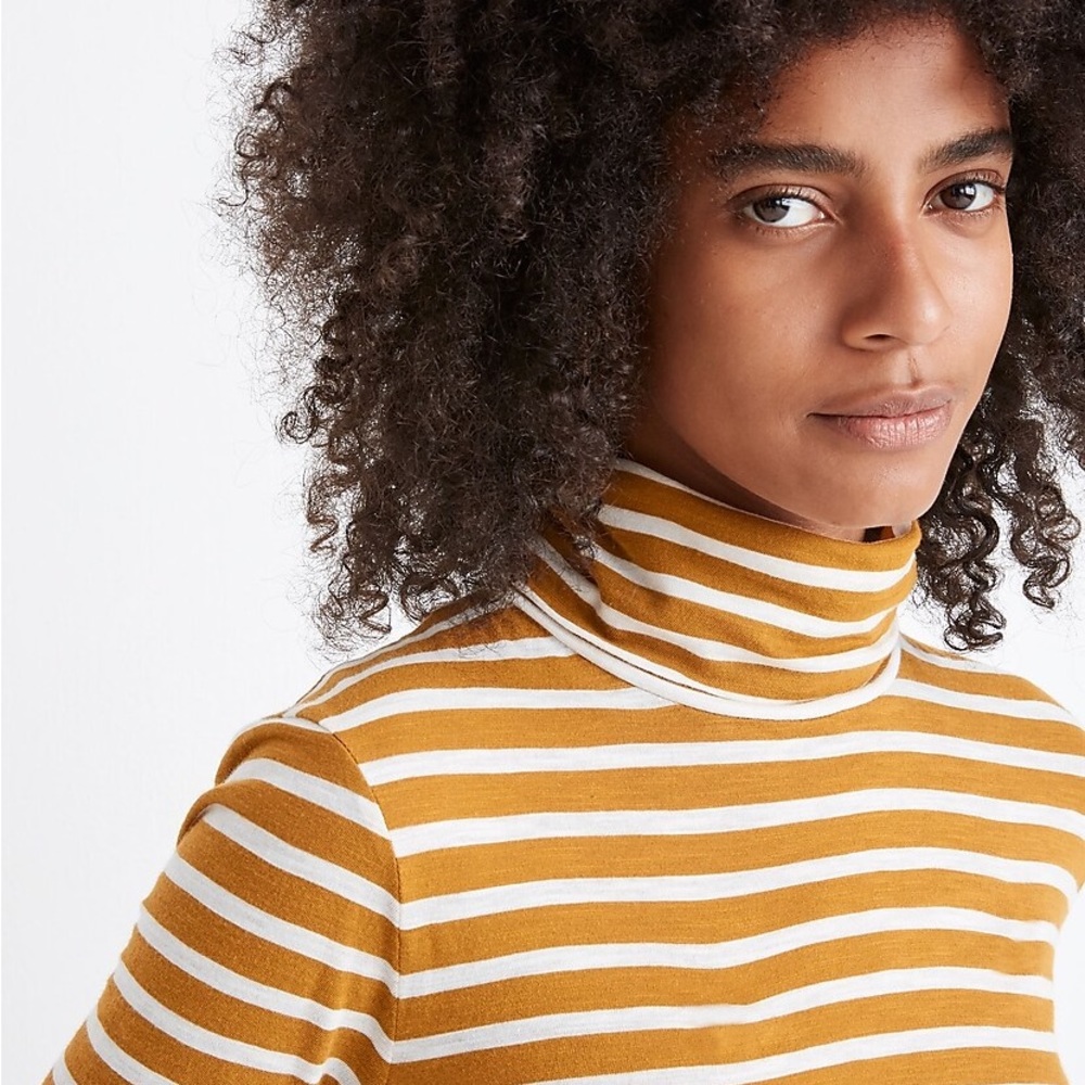 Madewell Women’s Long Sleeve T with Turtleneck (size S) - Picture 3 of 7